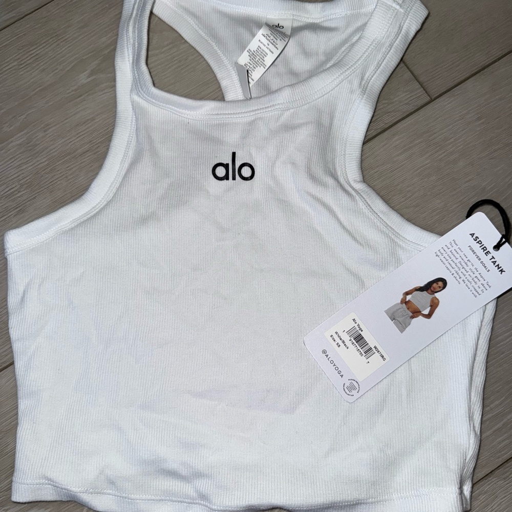 ALO Yoga White Sleeveless Crop Tank